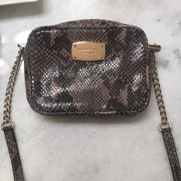 Michael Kors Handbags - Michael Kors purse